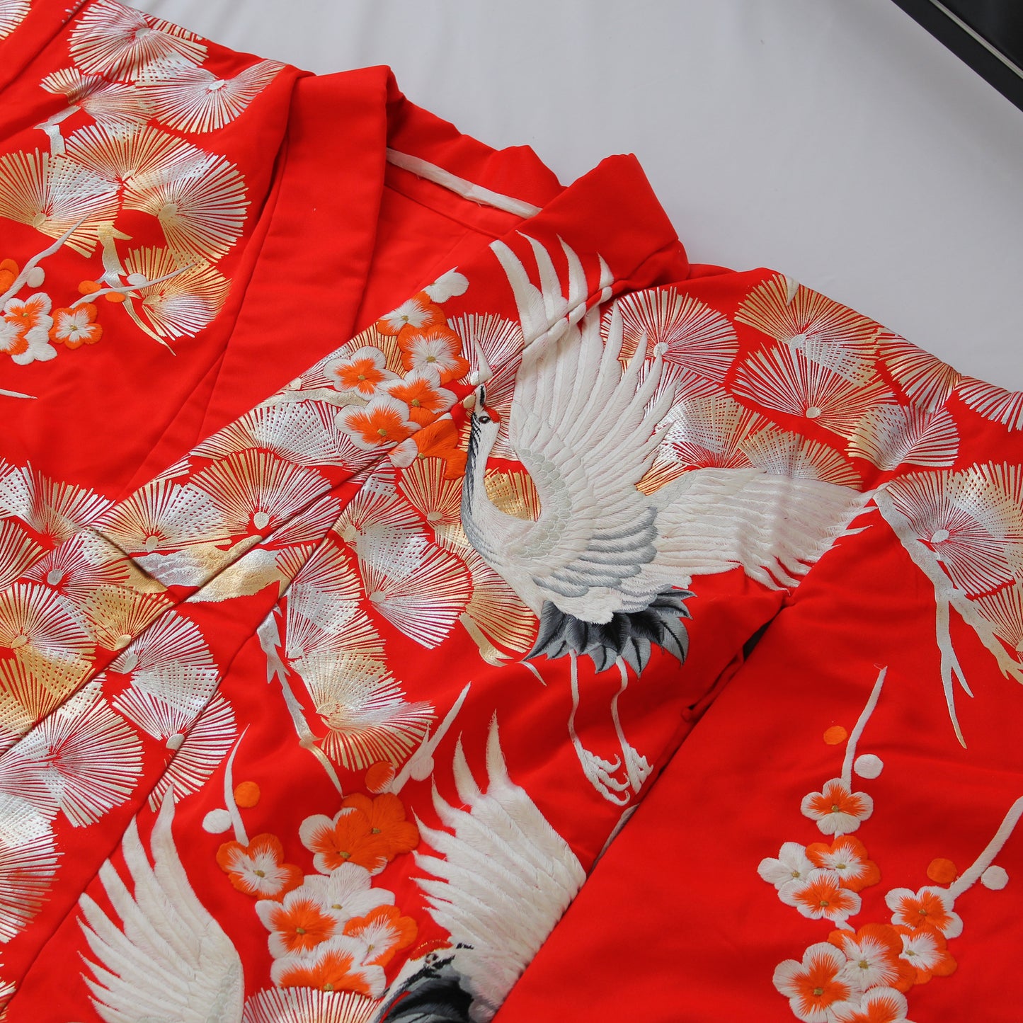 Kimono Uchikake Vermilion-Red FlyingCrane Plum Embroidery GoldLeaf SilverLeaf Japanese Traditional Clothing Japan